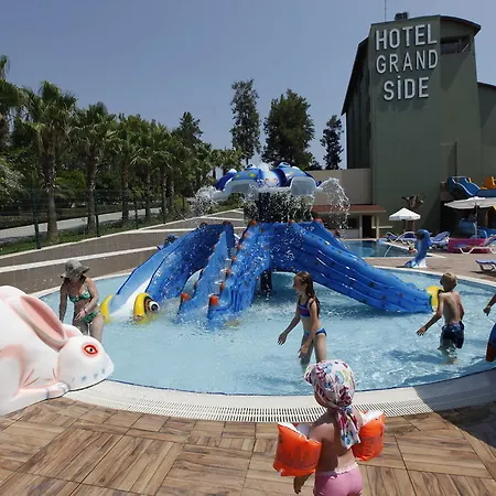 Hotell Grand 4*