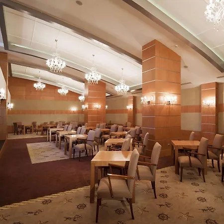 Grand Ξενοδοχείο 4*